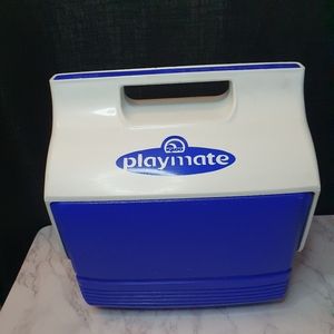 Vintage PlayMate Igloo Play Mate Cooler Classic WHITE & BLUE